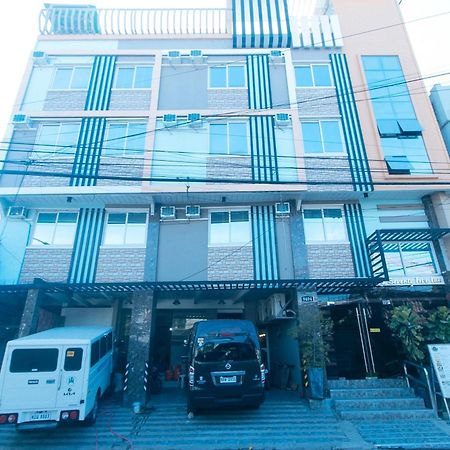 Reddoorz Plus At Seventy Five Inn Near Manila Airport Paranaque City エクステリア 写真