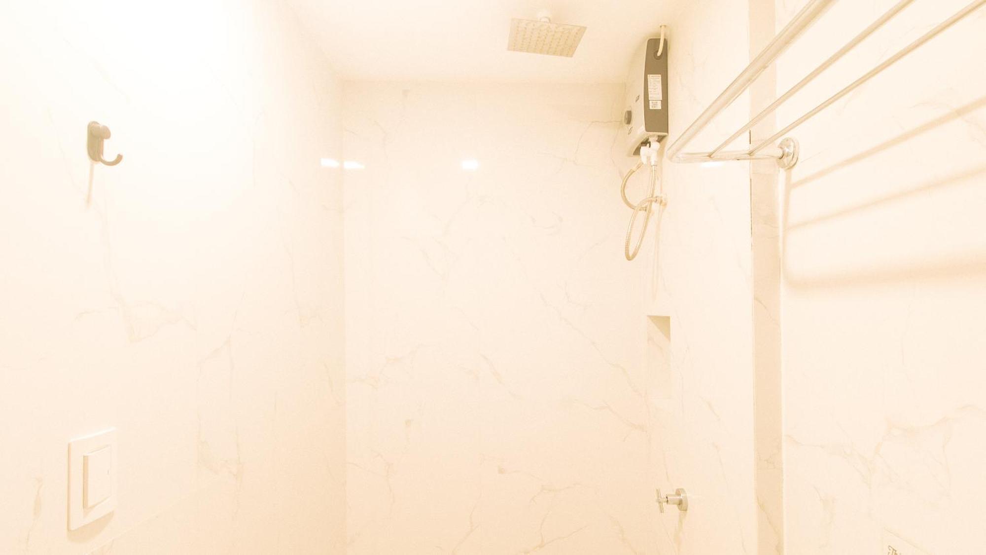 Reddoorz Plus At Seventy Five Inn Near Manila Airport Paranaque City エクステリア 写真