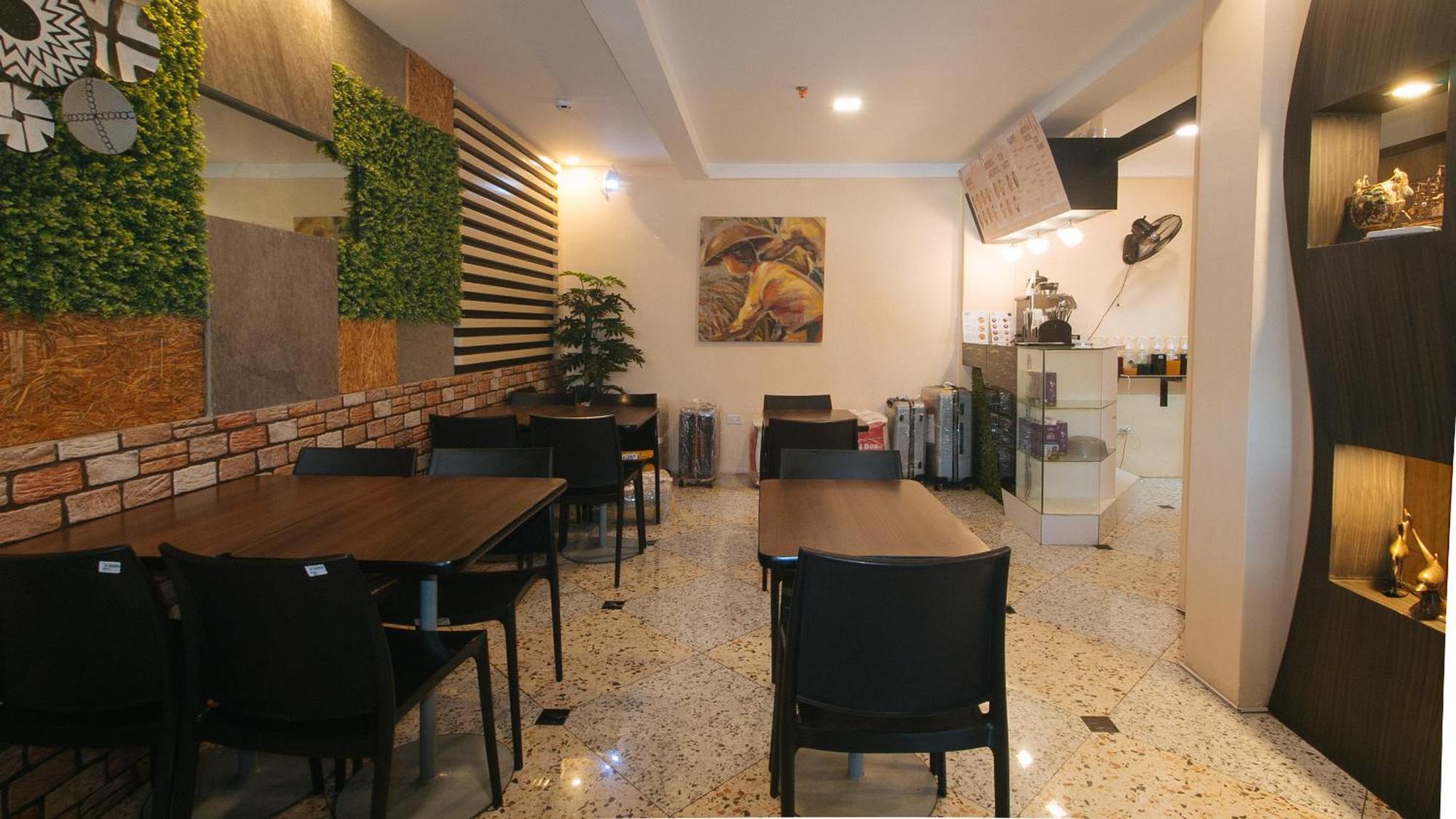 Reddoorz Plus At Seventy Five Inn Near Manila Airport Paranaque City エクステリア 写真