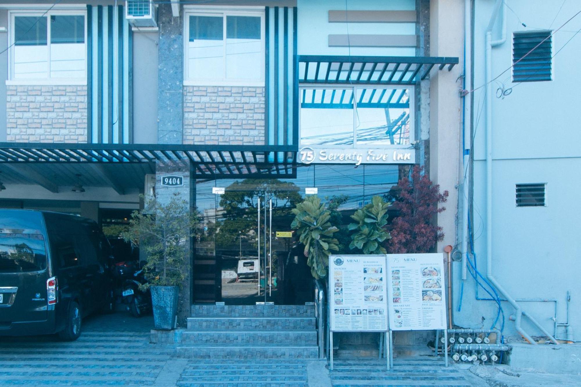 Reddoorz Plus At Seventy Five Inn Near Manila Airport Paranaque City エクステリア 写真