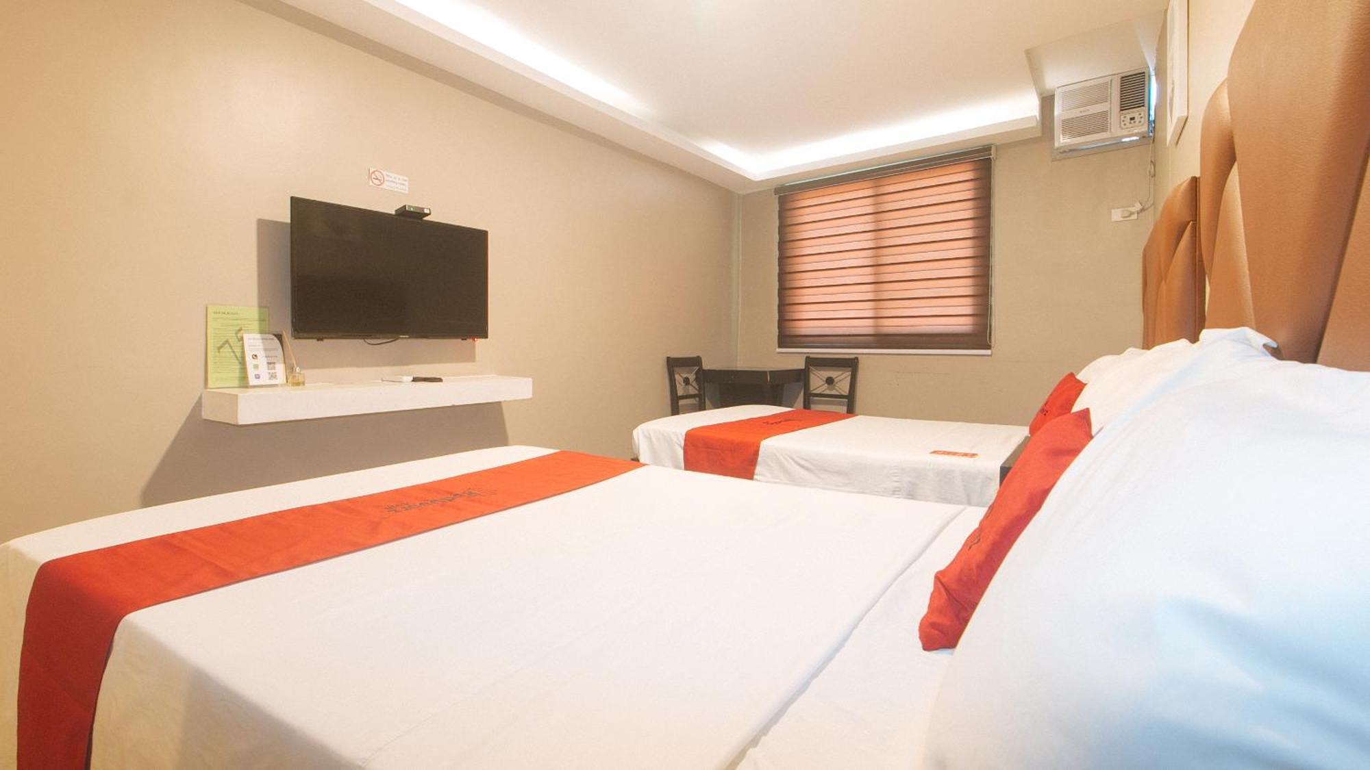 Reddoorz Plus At Seventy Five Inn Near Manila Airport Paranaque City エクステリア 写真